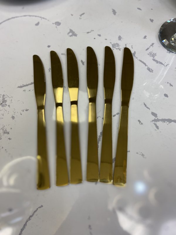 couverts couteaux en acier gold par 6