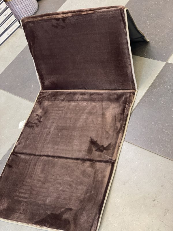 Tapis de prière avec dossier