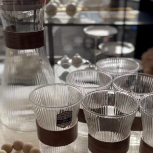 Ensemble carafe d’acacia